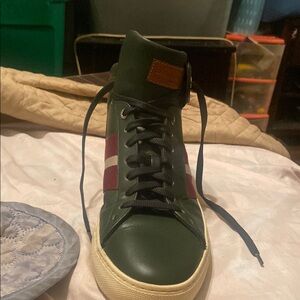 Stylish High-Top Sneakers in Green and Maroon